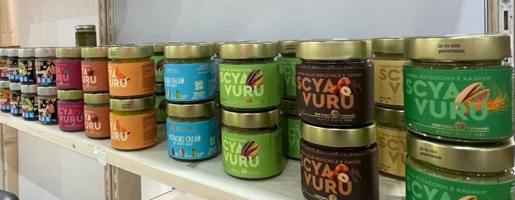 Scyavuru at SIAL Paris: how brand personality, 100% solar power and generous Sicilian ingredients won over international buyers